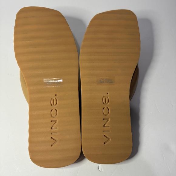 Vince Serene Leather Padded Slip On Thong Sandals Women’s US7M/UK 37 Neutral - Picture 8 of 8